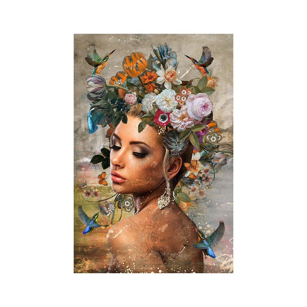 Glasschilderij - Vrouw met Vlinder & Bloemen Haar - 80 x 120 cm