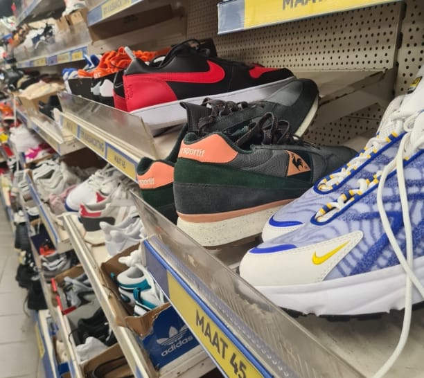 Partij nike schoenen kopen online